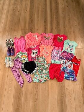 GIRLS SPRING SUMMER COLORFUL ACTIVE AND CASUAL BUNDLE SIZE MEDIUM